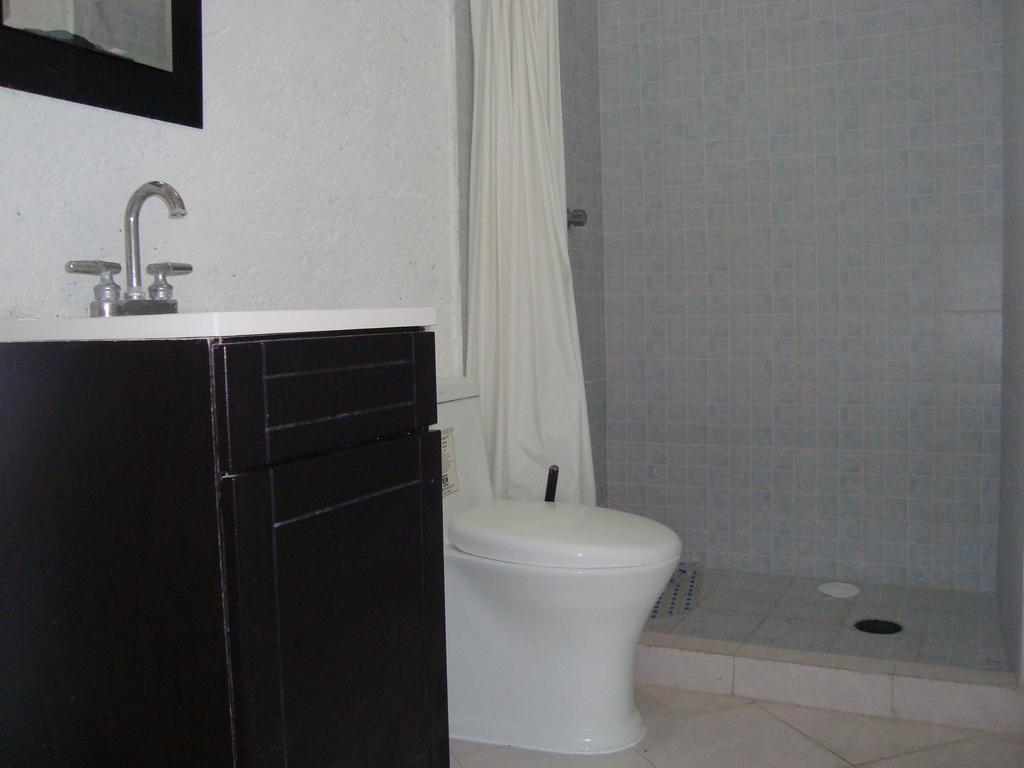 Hotel Teques Inn Tequesquitengo Pokój zdjęcie